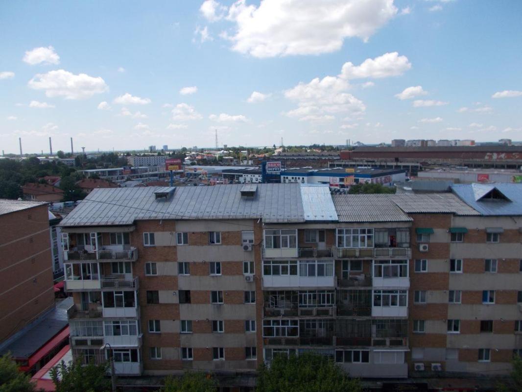 Apartament Sarra トゥルゴヴィシュテ エクステリア 写真