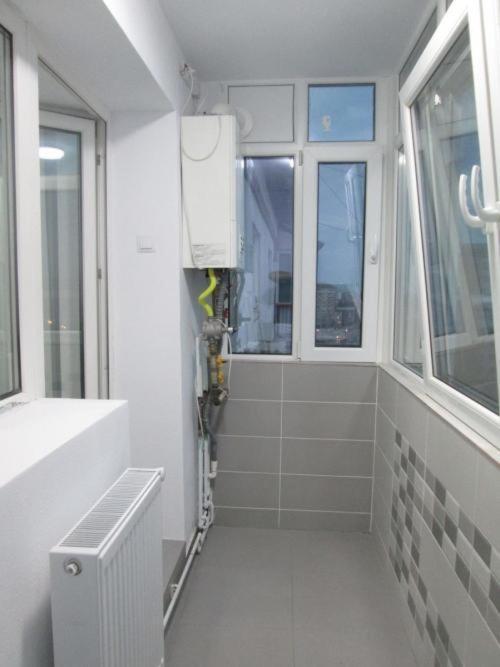Apartament Sarra トゥルゴヴィシュテ エクステリア 写真
